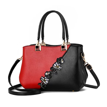 Női kétszínű, hímzett díszítésű kézitáska piros-fekete aa-001226