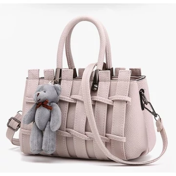 Connie női műbőr kézitáska és válltáska fonott bőrcsíkokkal fehér aa-001544