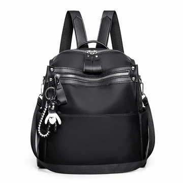 Vanessa női közepes méretű hátizsák nagy zsebbel fekete aa-002591