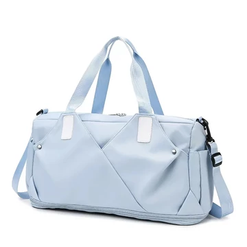 Ariel közepes méretű bővíthető divatos sporttáska cipőtartóval világos kék aa-002745