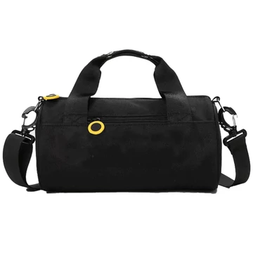 Mckenna S kis méretű divatos sporttáska fekete aa-002846